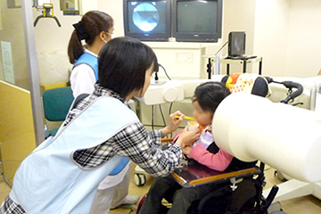嚥下造影検査の写真
