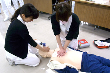 救命救急実習の写真